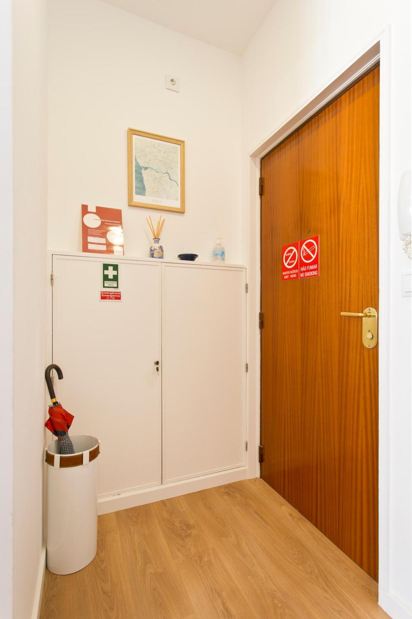 Casa Roberto - Studio Apartment, Lift, Ac, Car Parking - Extra OOporto Exterior foto