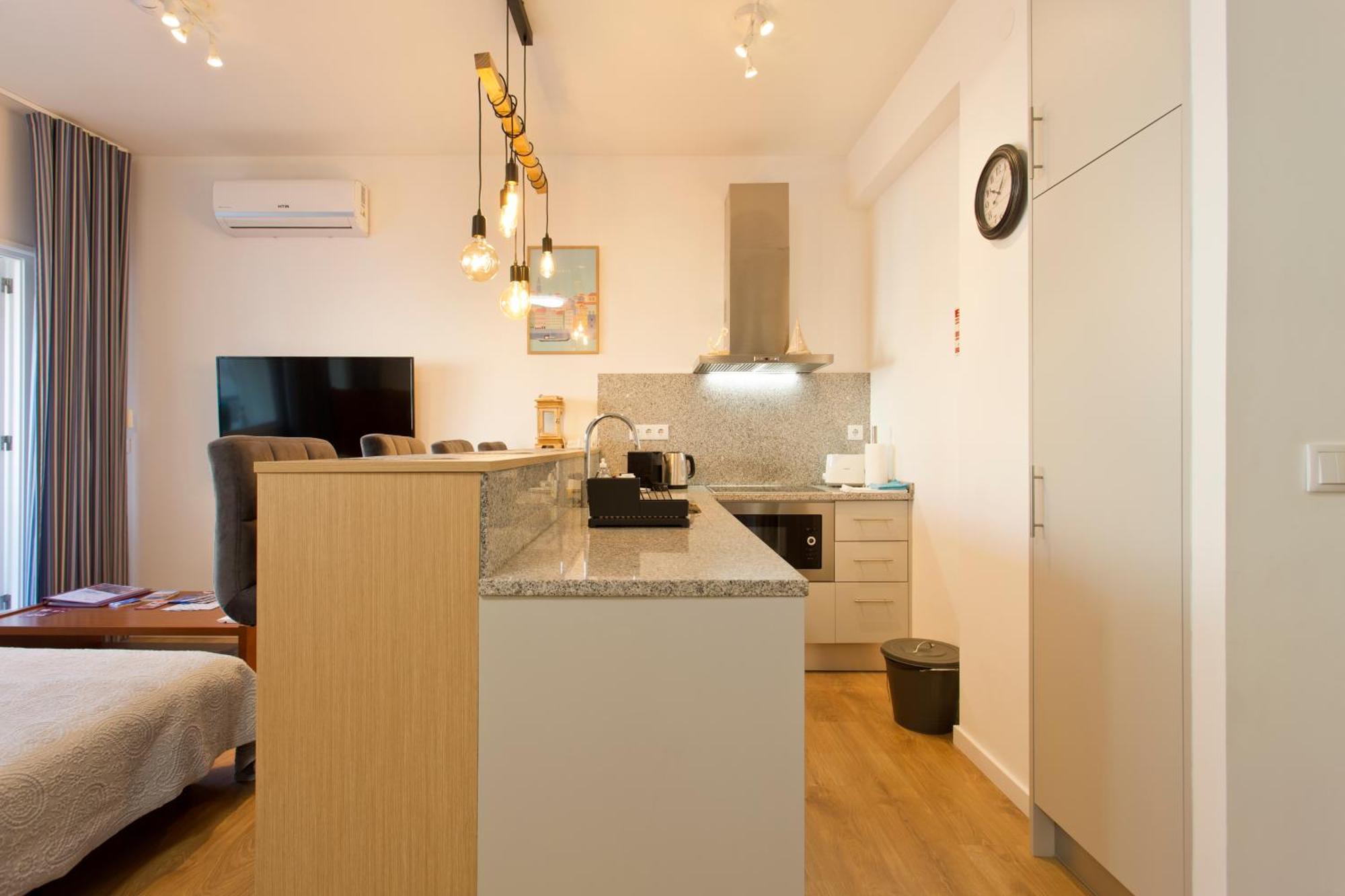 Casa Roberto - Studio Apartment, Lift, Ac, Car Parking - Extra OOporto Exterior foto